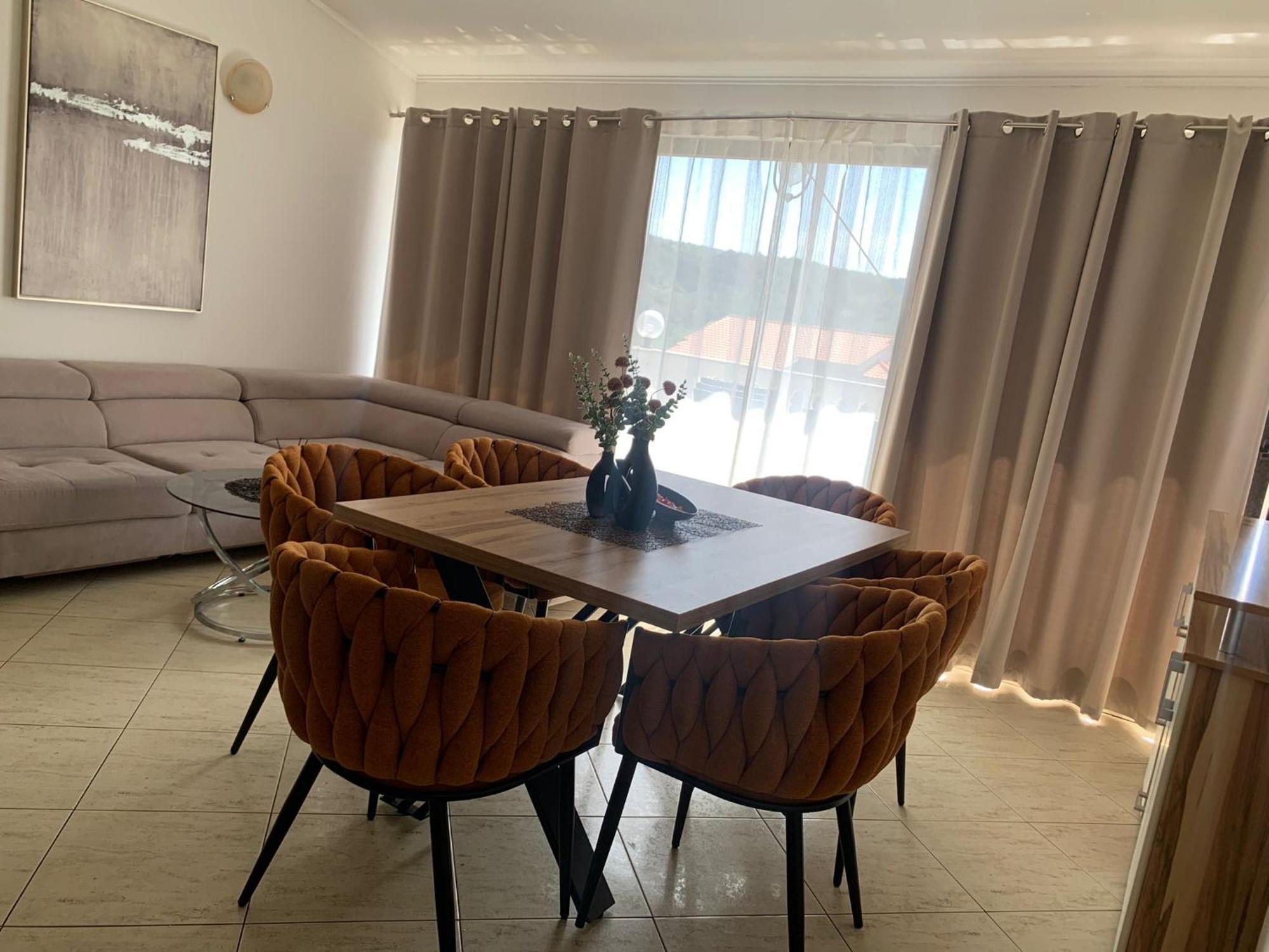 Piano Apartment Лопар Екстер'єр фото
